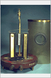 Suspended wire galvanometer with mirror (Deprez d'Arsonval)