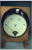 Voltmeter model Q m l  805 - at 2 - 300 V.f.s. (full scale) No. 223053
